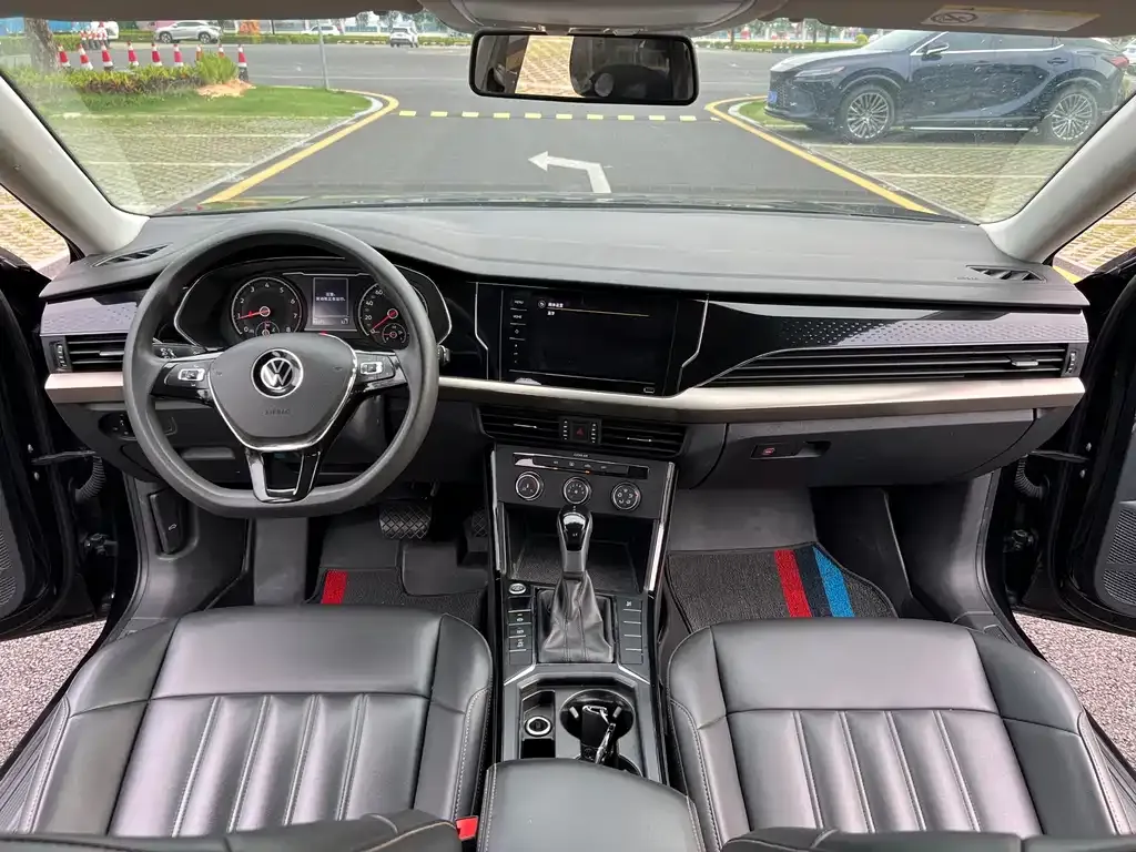 Volkswagen Passat — фото 6