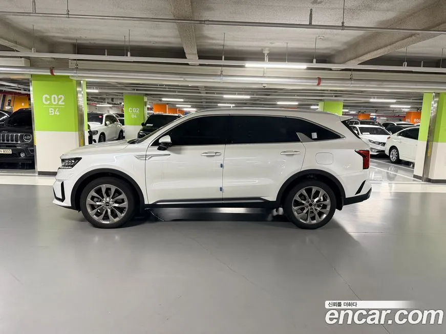 Kia Sorento — фото 4