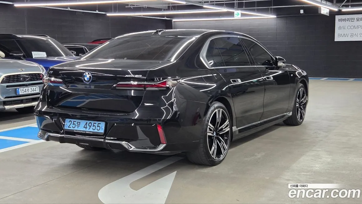 BMW i7 — фото 3