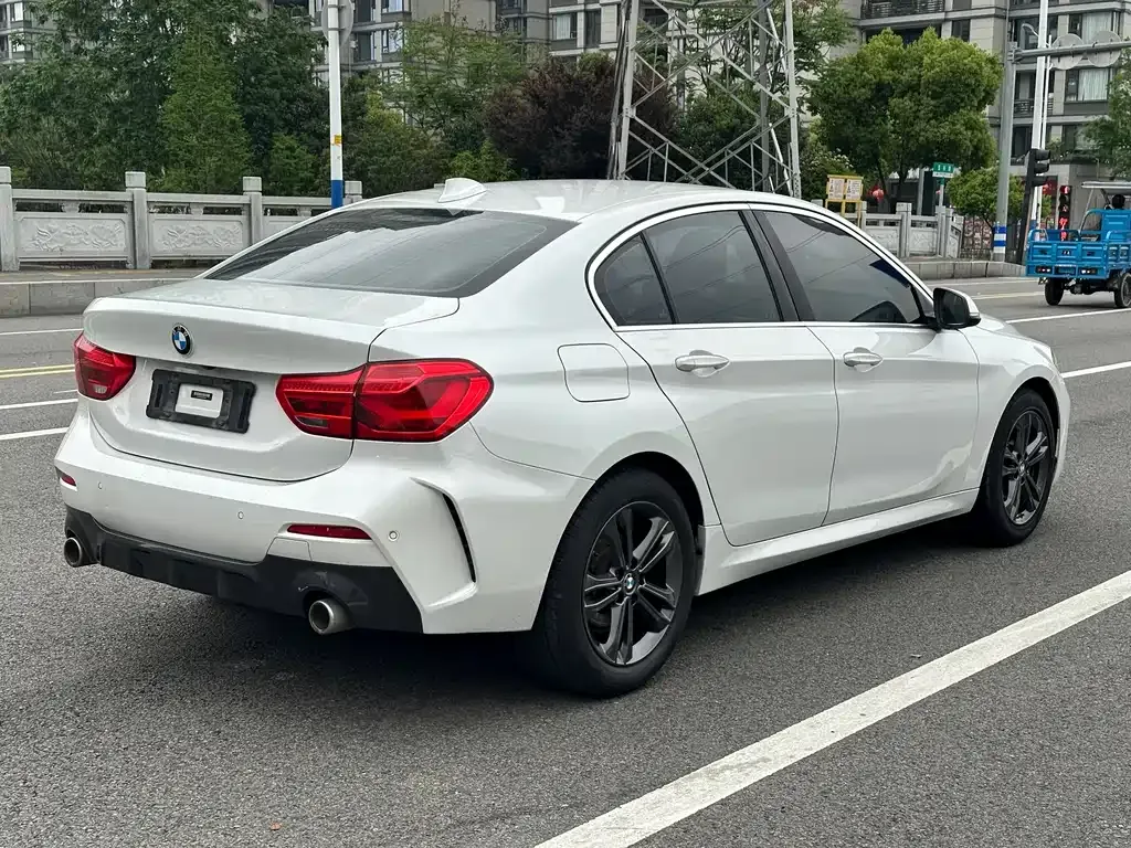 BMW 1 Series — фото 10