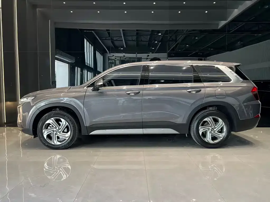 Hyundai Santa Fe — фото 2