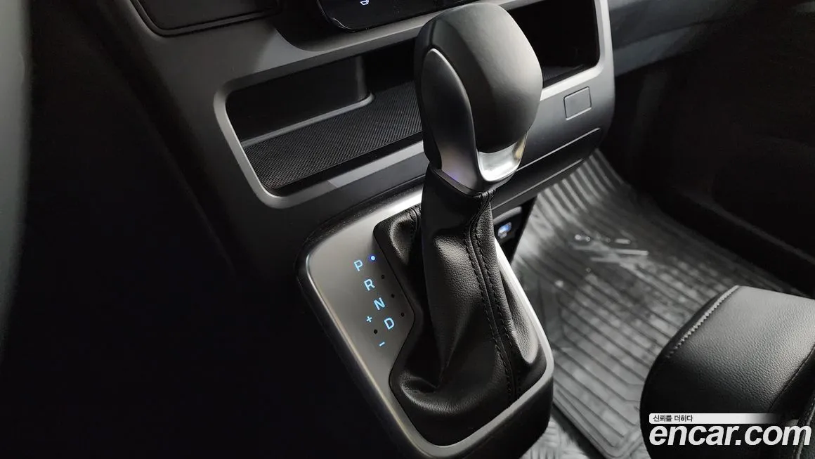 Hyundai Staria — фото 6