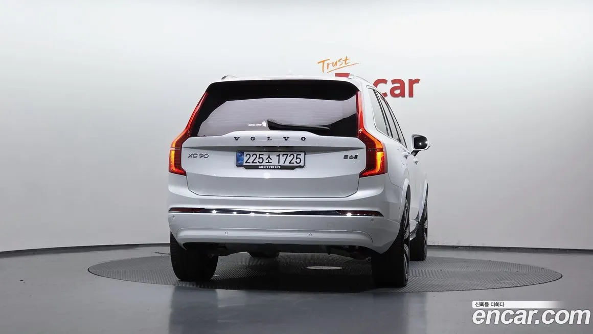 Volvo XC90 — фото 2