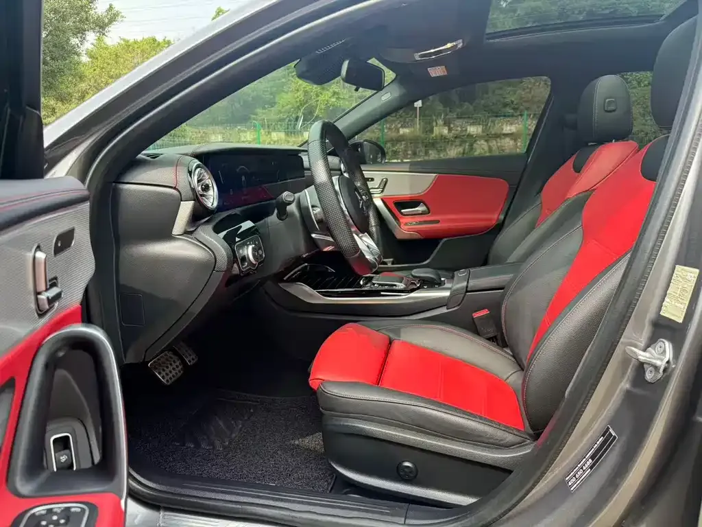 Mercedes-Benz A-Class AMG — фото 4