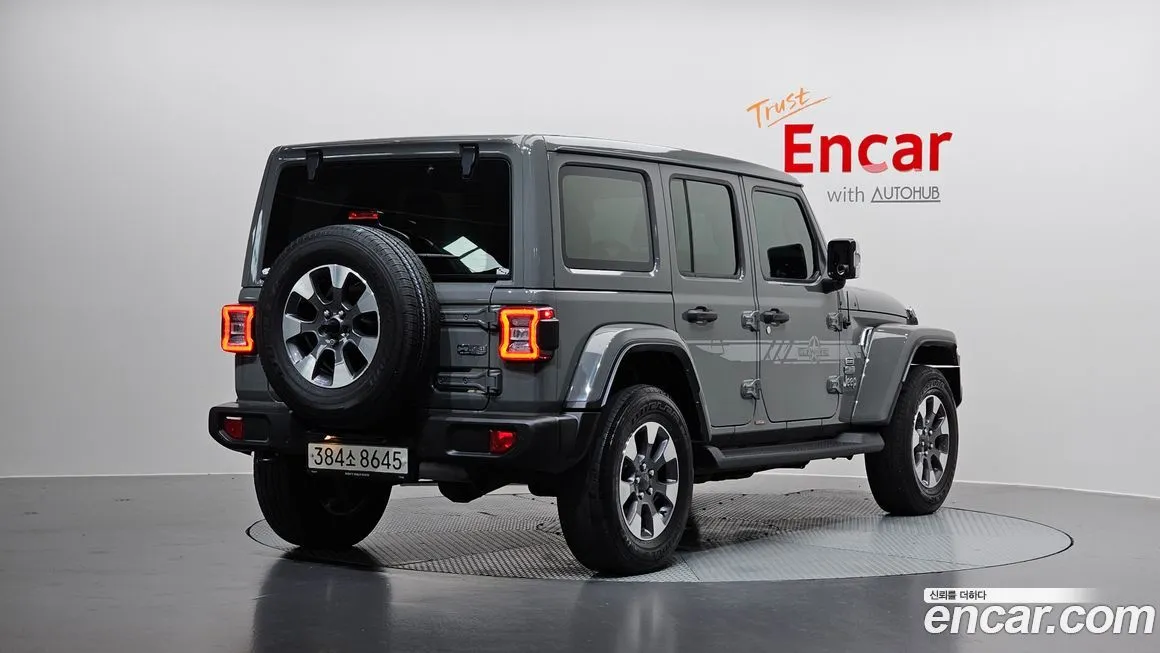 Jeep Wrangler — фото 2