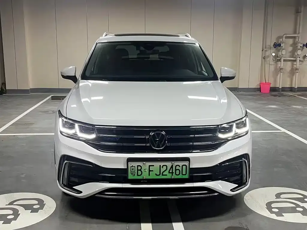 Volkswagen Tiguan L New Energy — фото 3