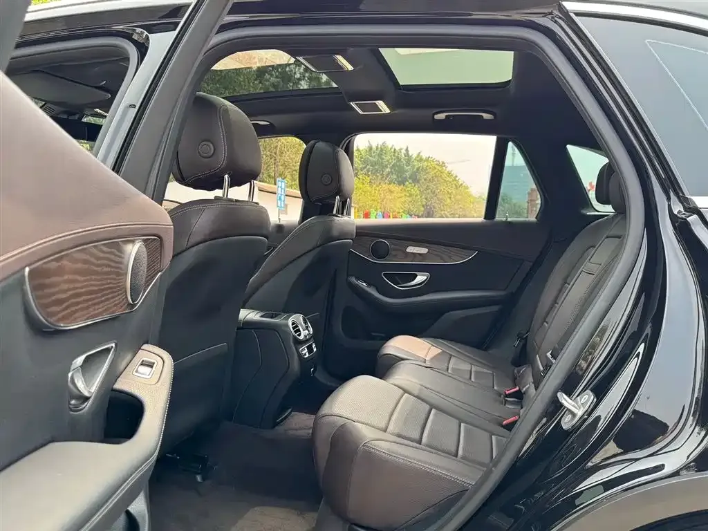 Mercedes-Benz GLC — фото 2