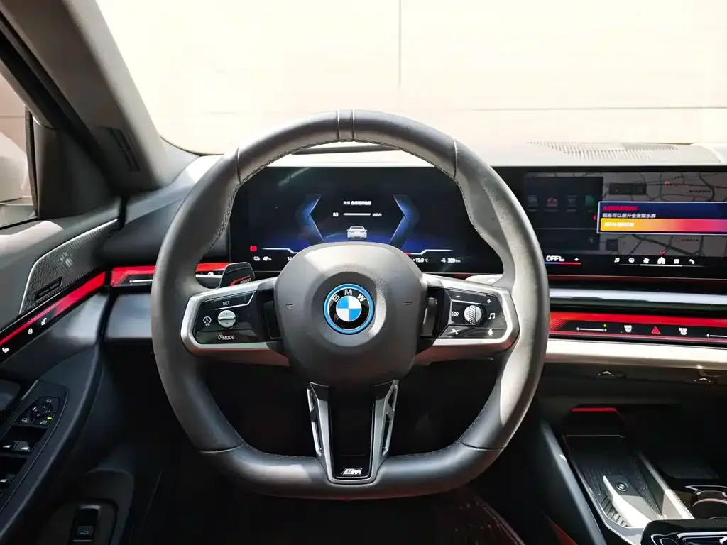 BMW i5 — фото 8