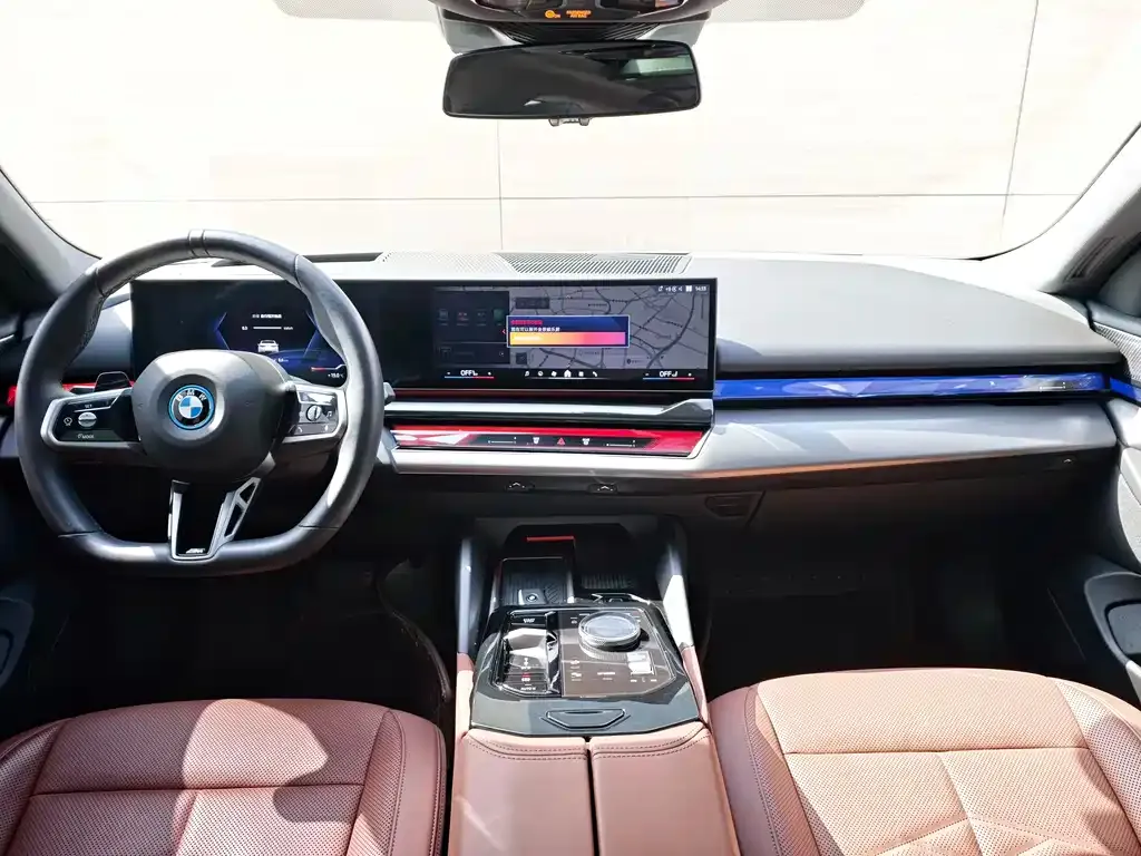 BMW i5 — фото 9