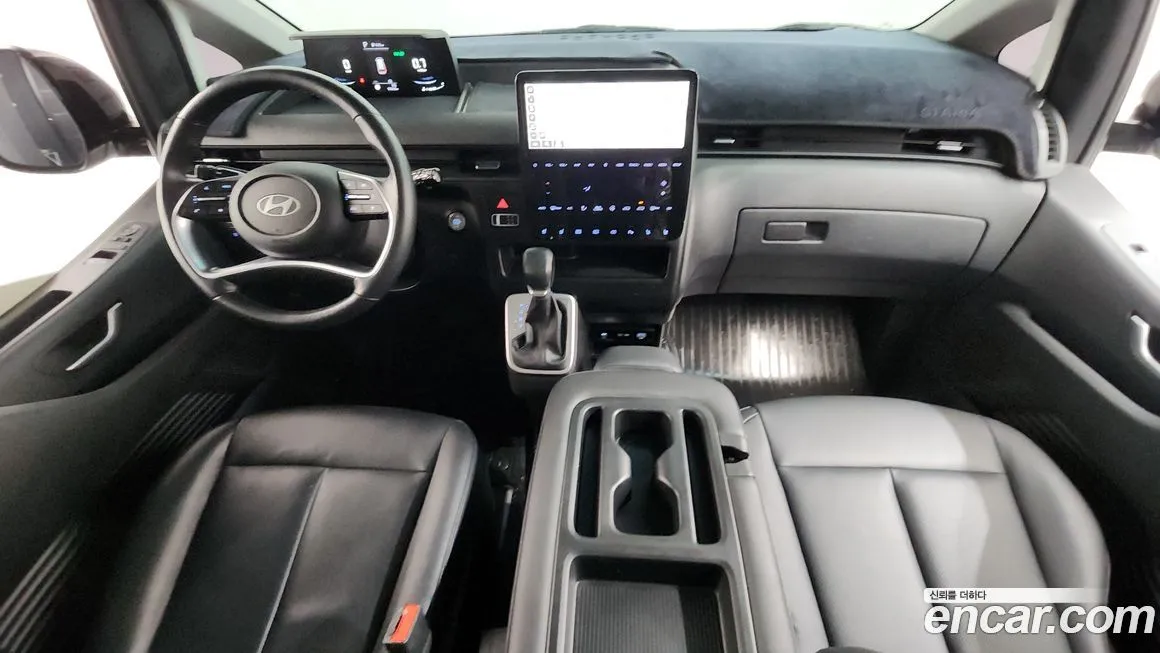 Hyundai Staria — фото 4