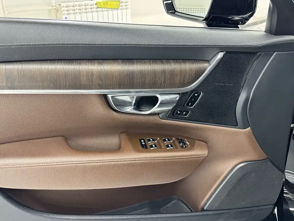 Volvo S90 — фото 10