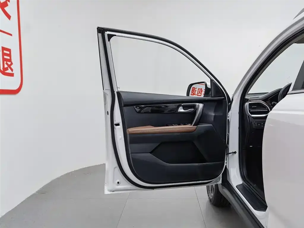 Kia Sportage — фото 6