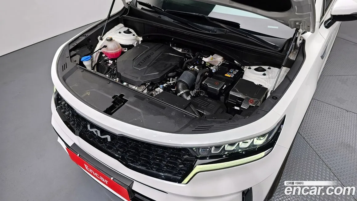Kia Sorento — фото 9
