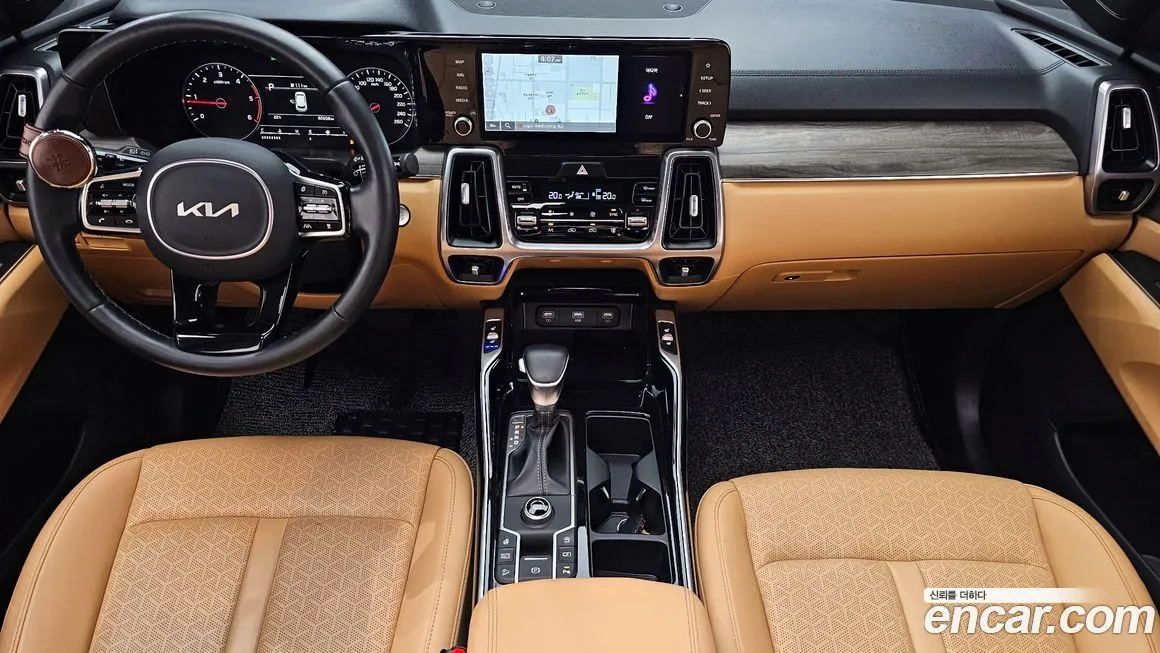 Kia Sorento — фото 10