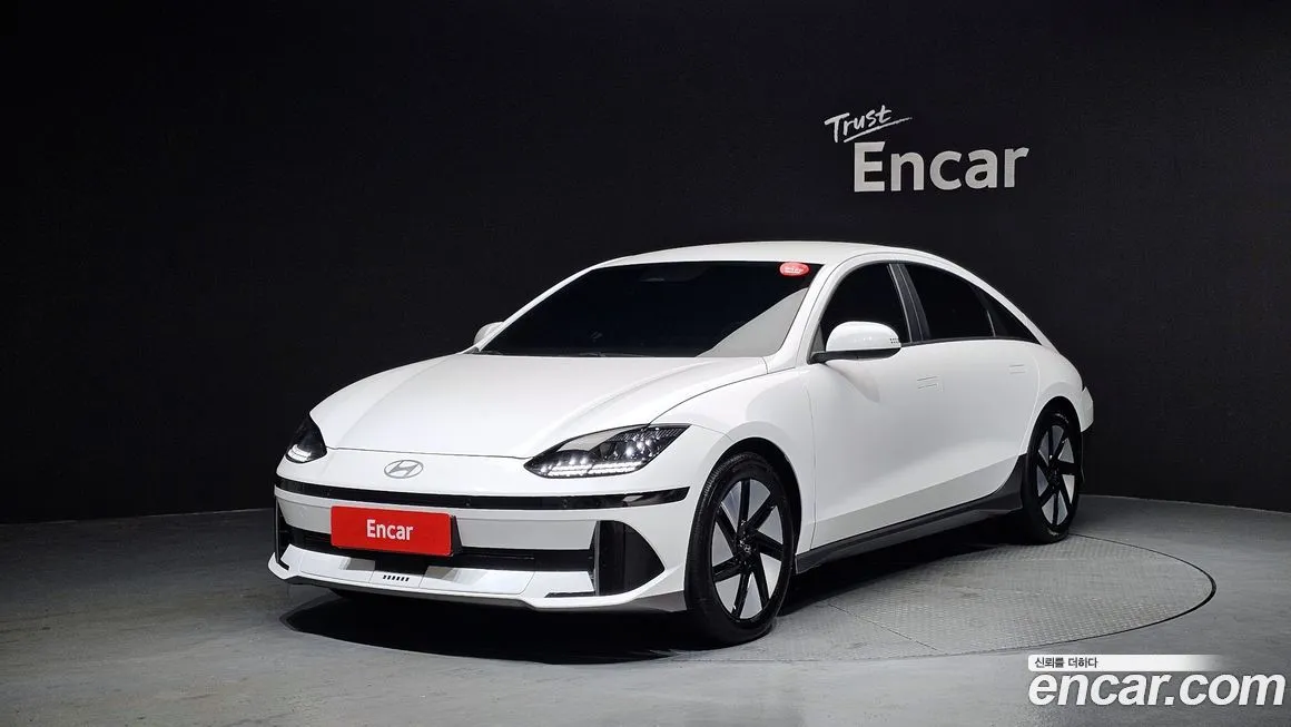 Hyundai Ioniq6 — фото 1