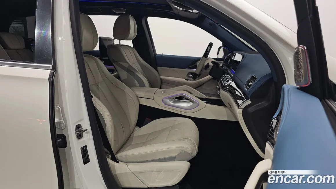 Mercedes-Benz GLS-Class — фото 10