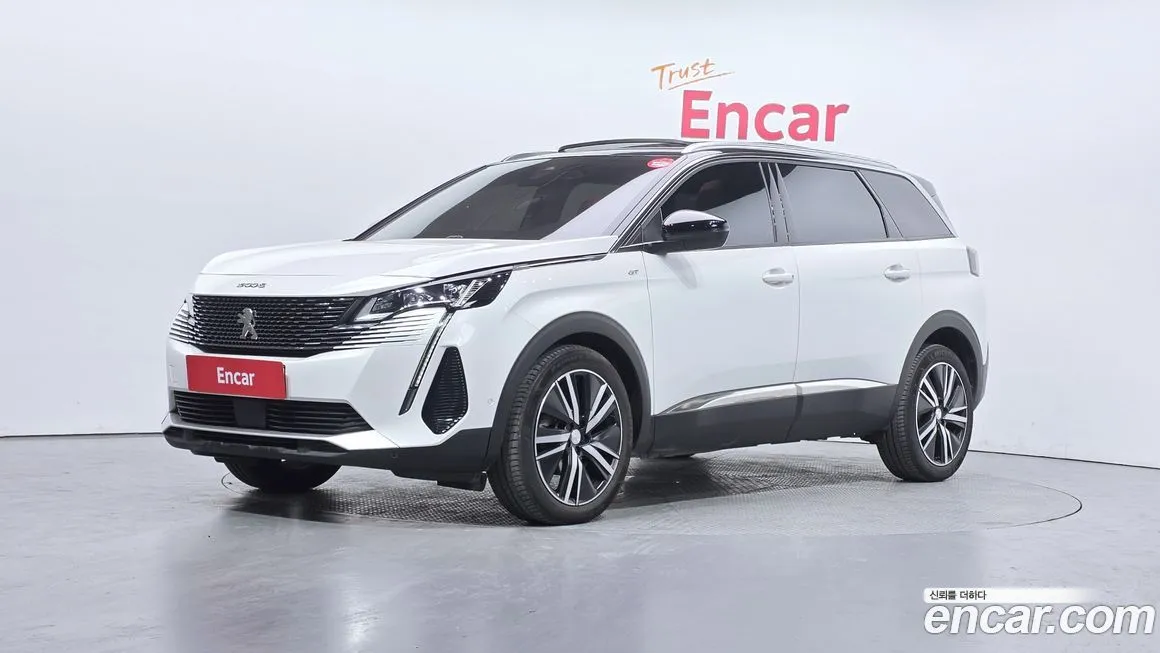 Peugeot 5008 — фото 1