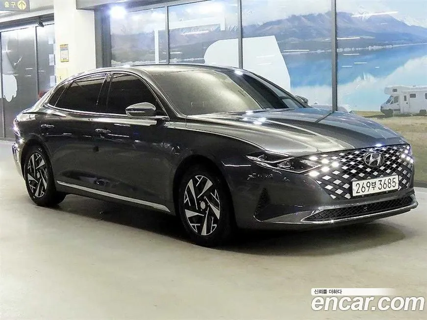 Hyundai Grandeur — фото 1