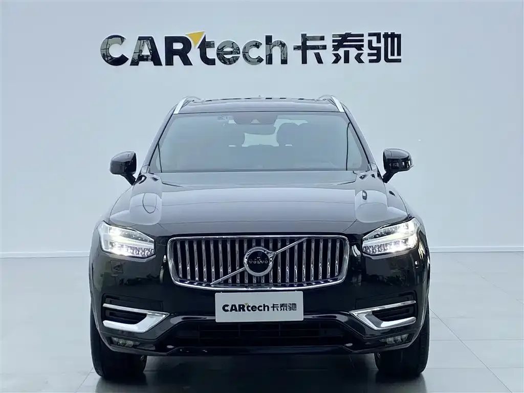 Volvo XC90 — фото 8