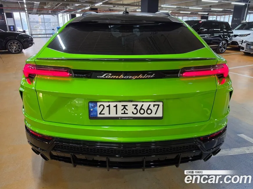 Lamborghini Urus — фото 9