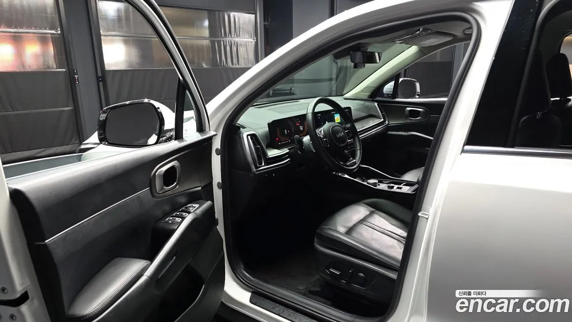 Kia Sorento — фото 9