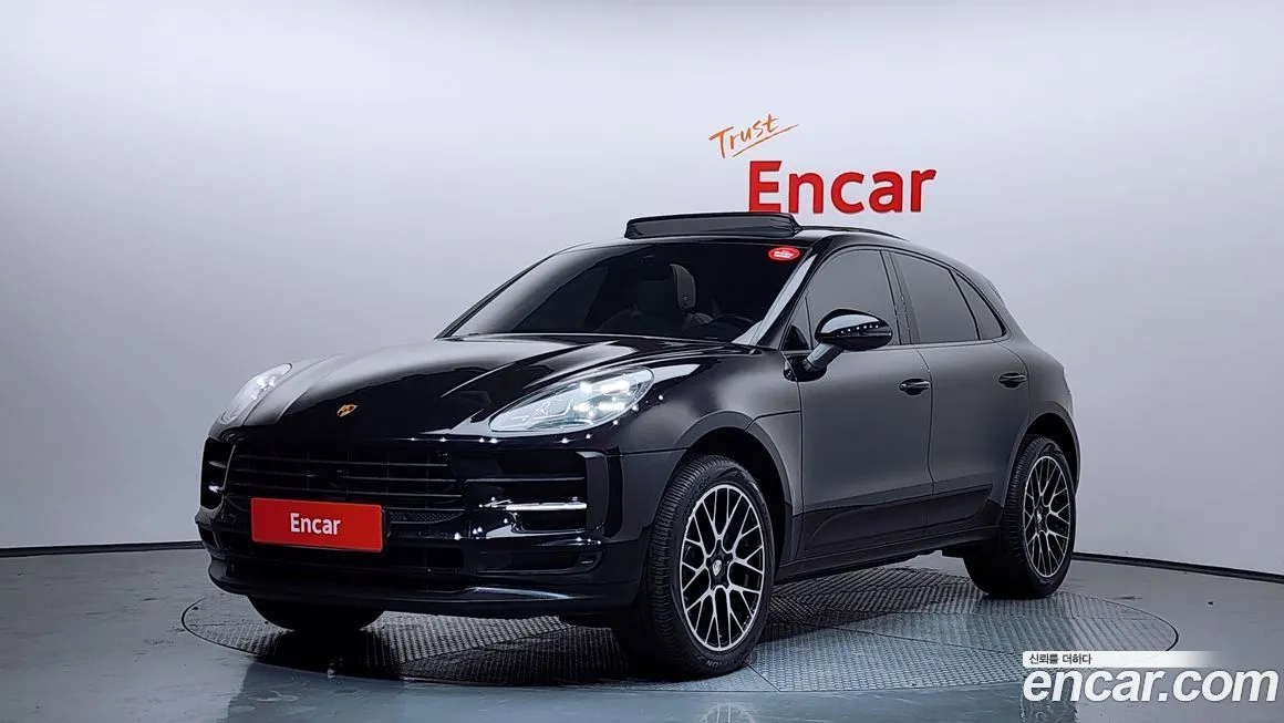 Porsche Macan — фото 1