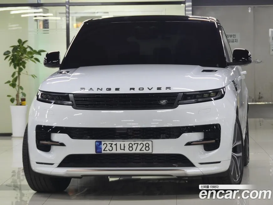 Land Rover Range Rover Sport — фото 1