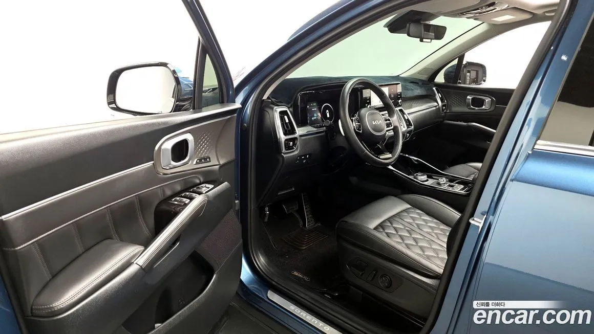 Kia Sorento — фото 7