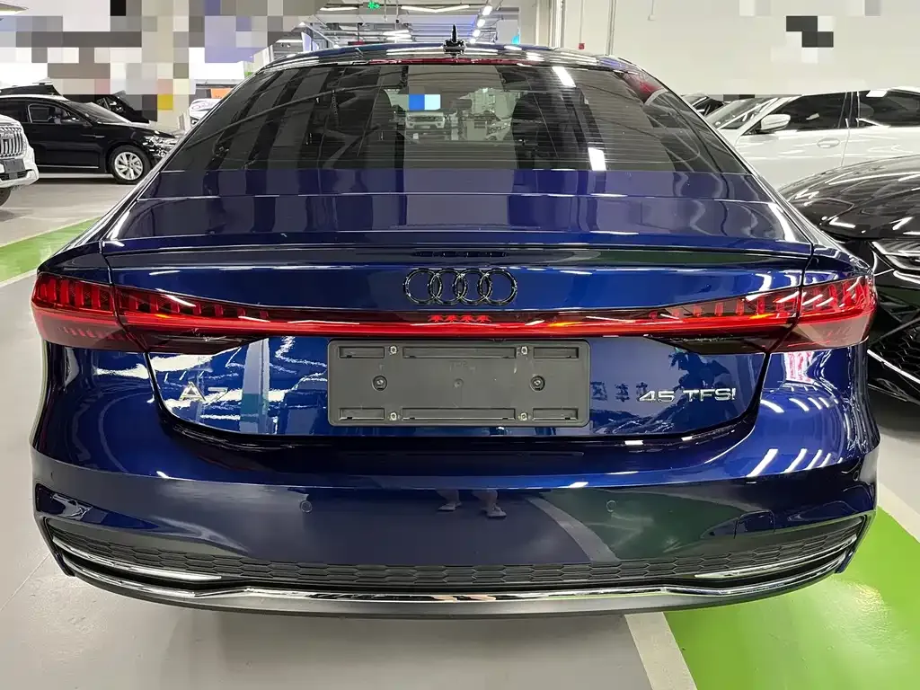 Audi A7 — фото 9