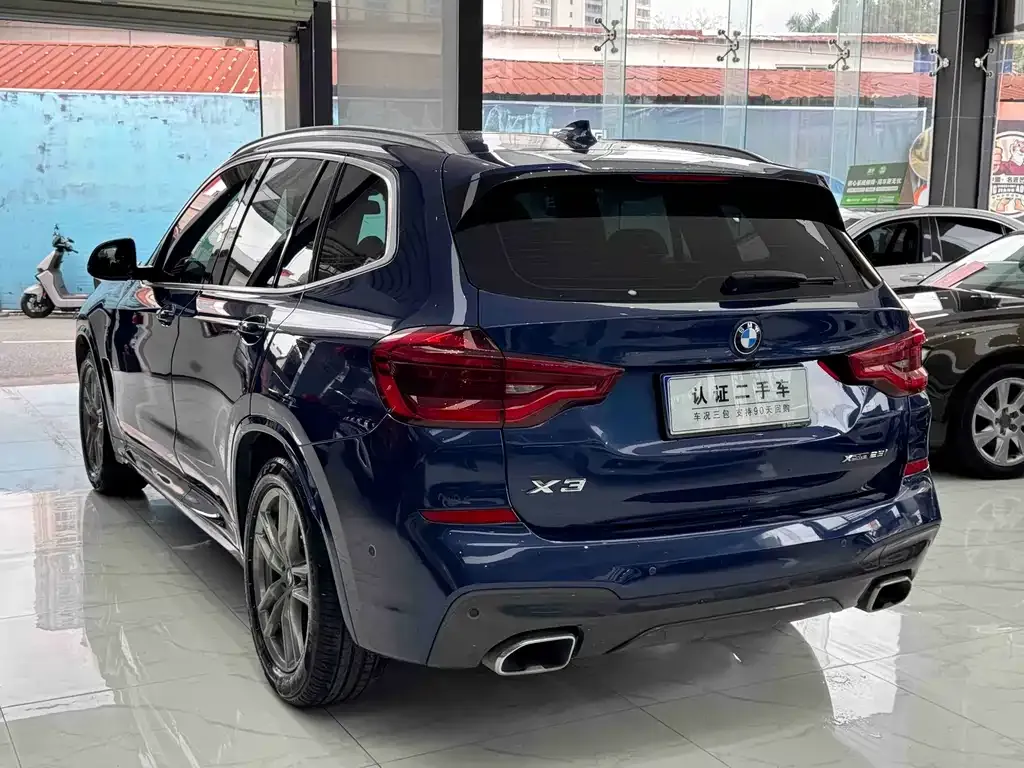 BMW X3 — фото 10