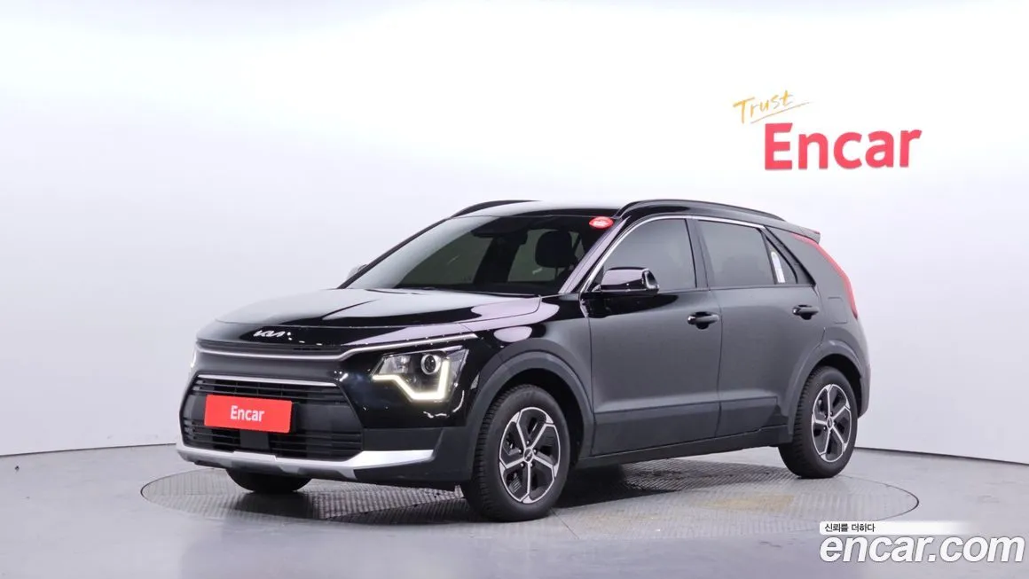 Kia Niro — фото 1