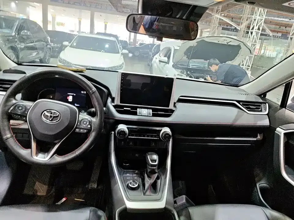 Toyota RAV4 Prime — фото 4
