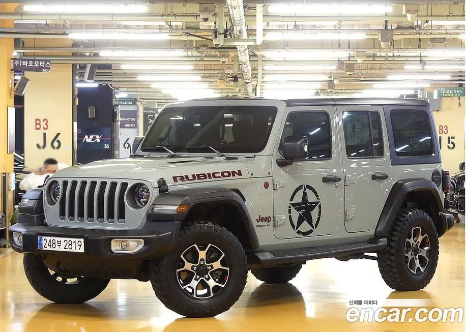 Jeep Wrangler — фото 1
