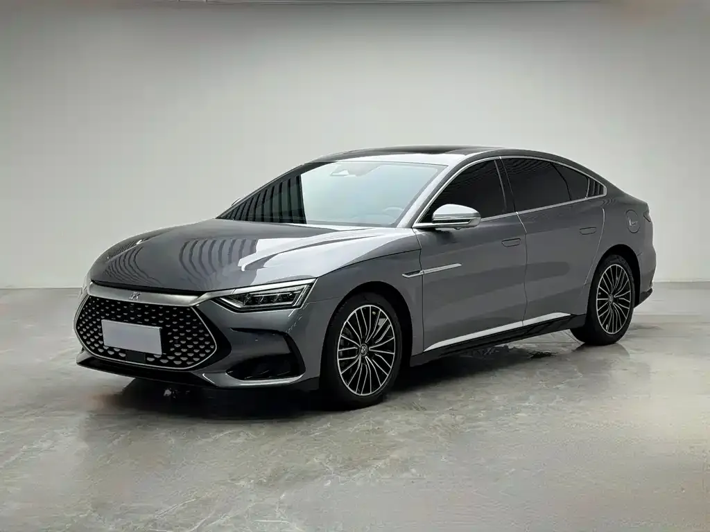 BYD Han — фото 1