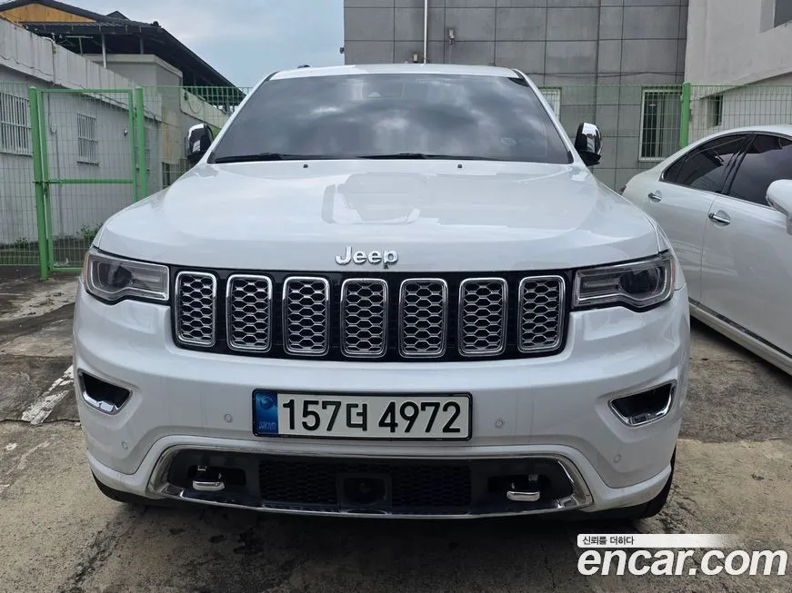 Jeep Cherokee — фото 1