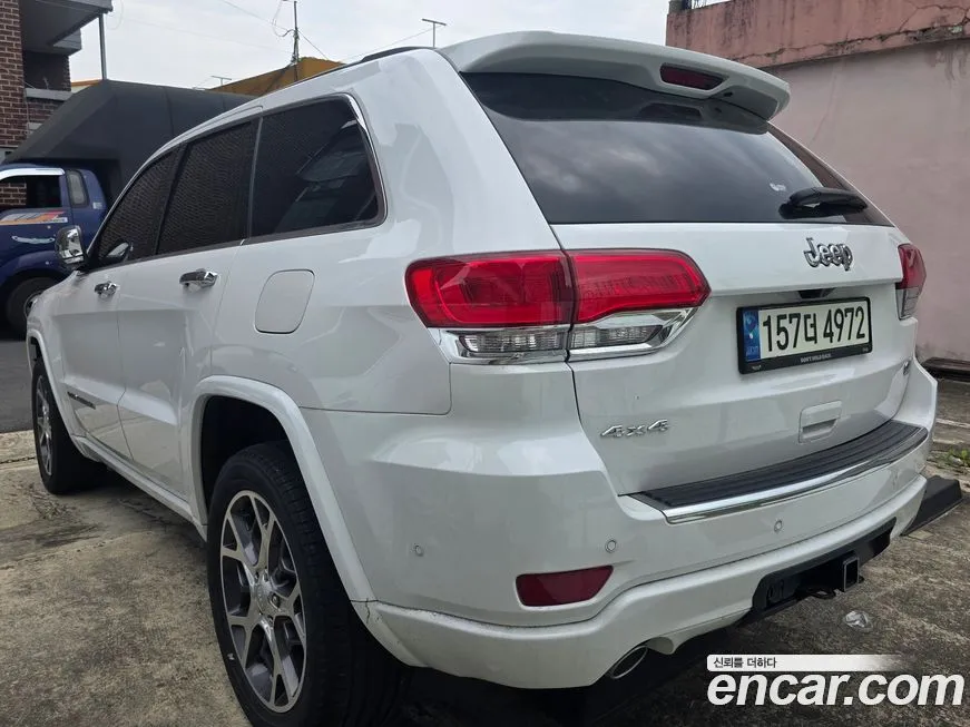 Jeep Cherokee — фото 7
