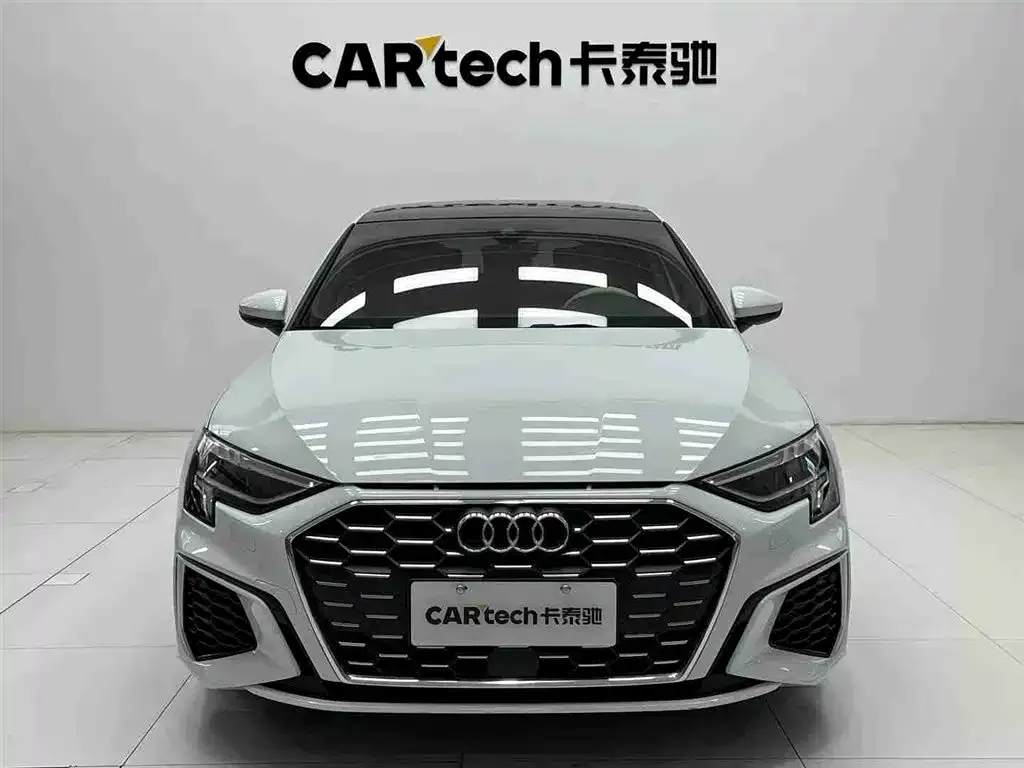 Audi A3 — фото 1