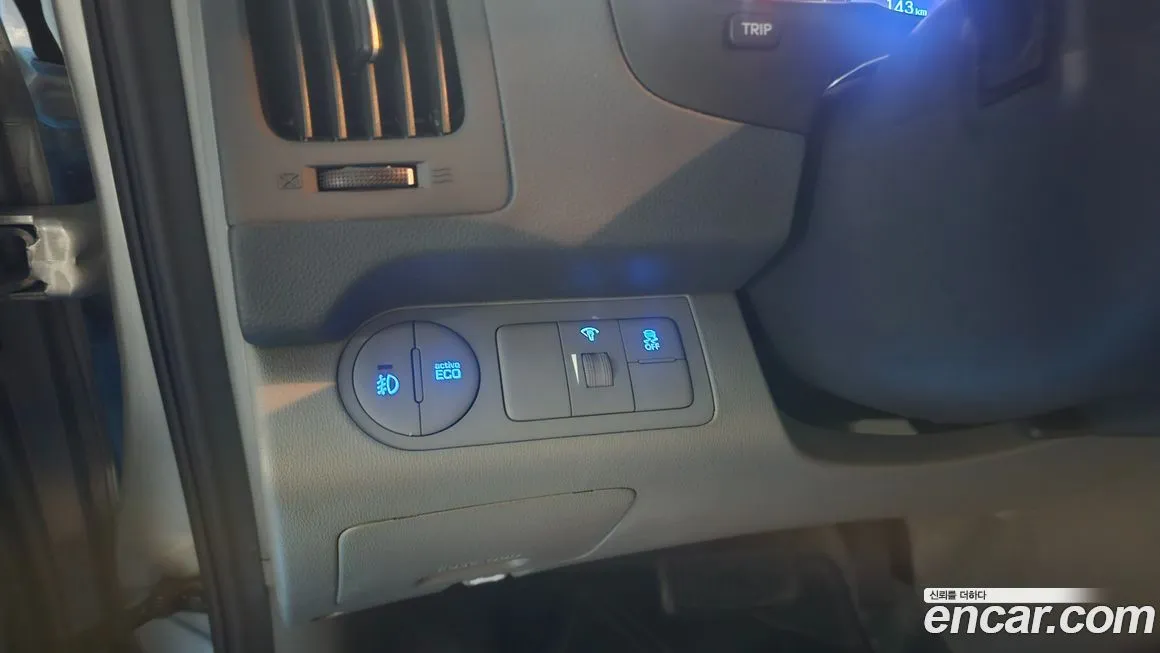 Hyundai Starex — фото 10