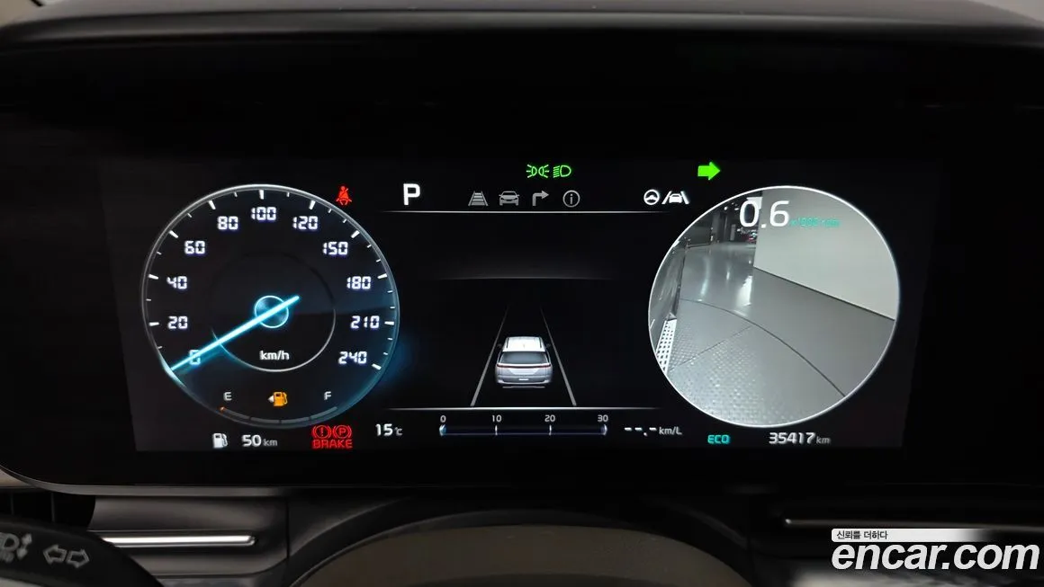 Kia Carnival — фото 10