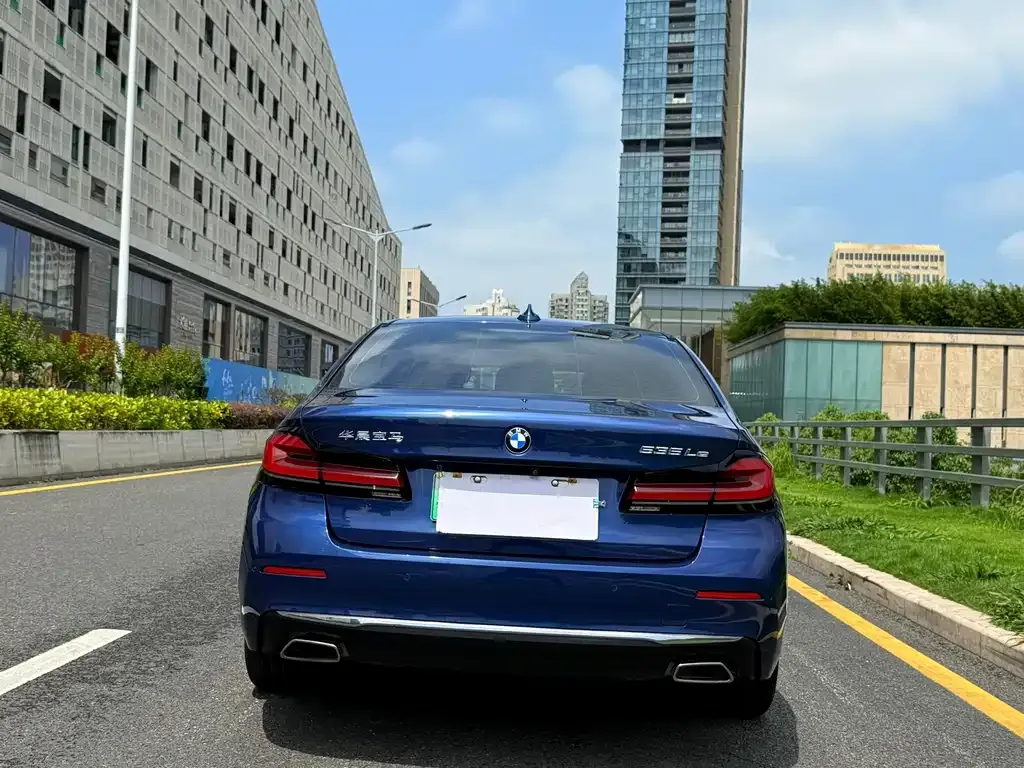 BMW 5 Series New Energy — фото 5