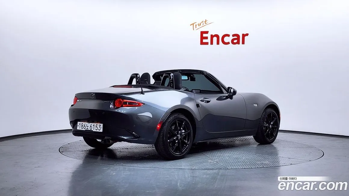 Mazda MX-5 Miata — фото 2