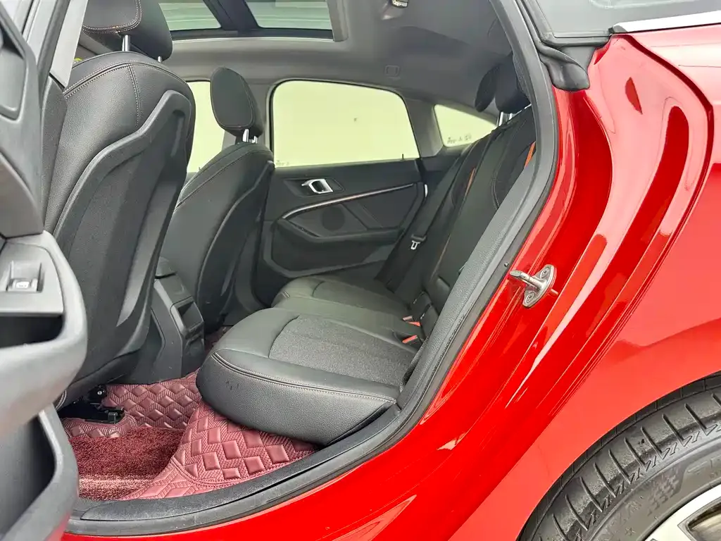 BMW 2 Series (Import) — фото 3