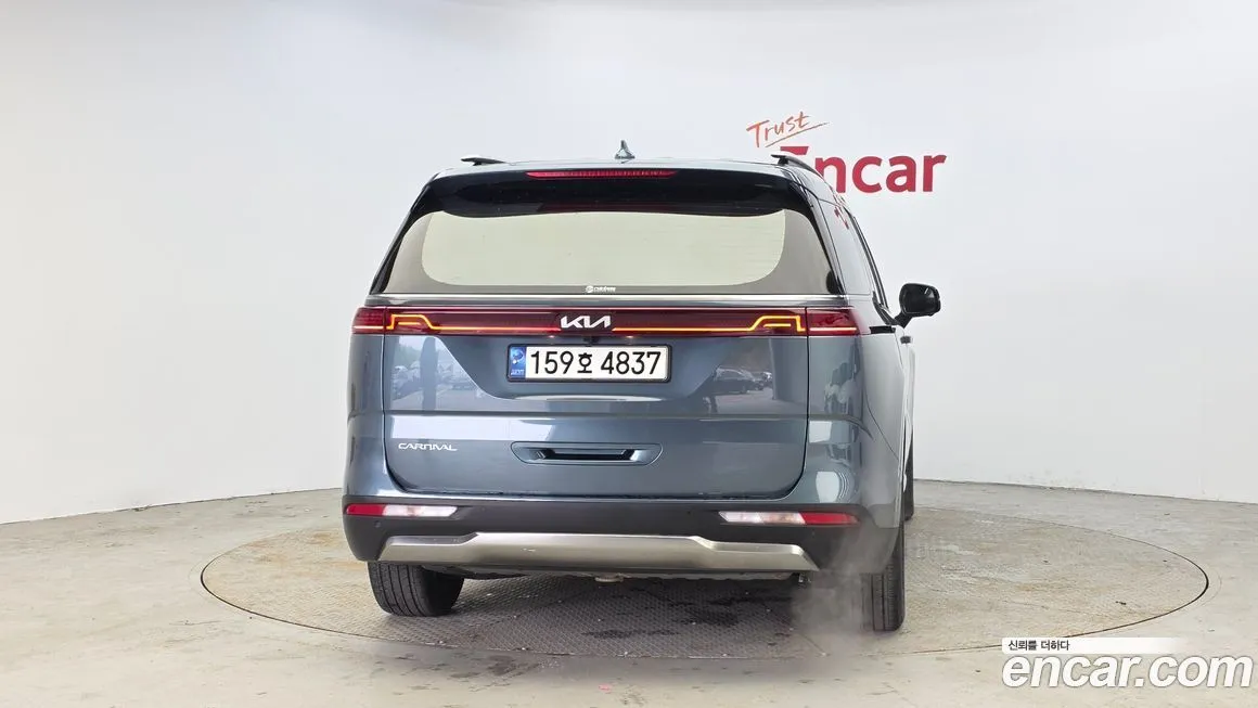 Kia Carnival — фото 2