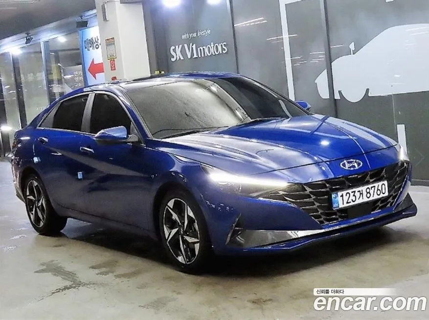 Hyundai AVANTE — фото 1