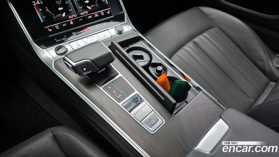 Audi A6 — фото 10