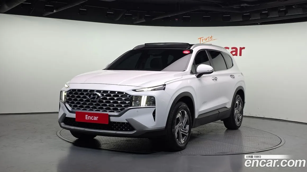 Hyundai Santafe — фото 1