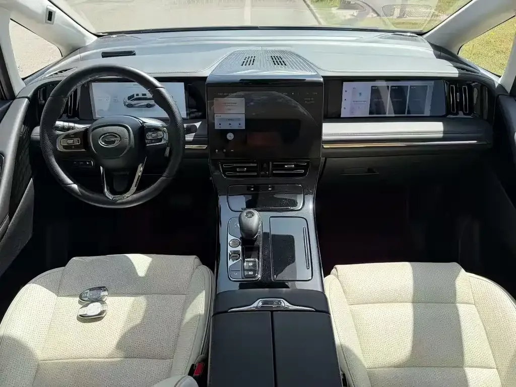 GAC Motor Trumpchi E9 — фото 2