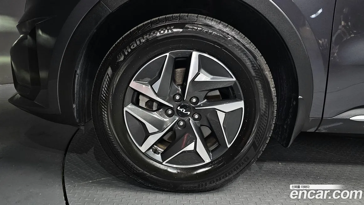Kia Sorento — фото 10