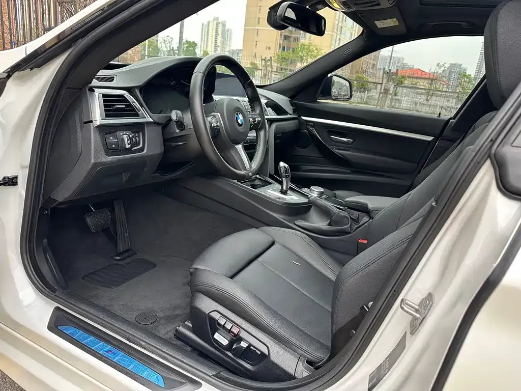BMW 3 Series GT — фото 2