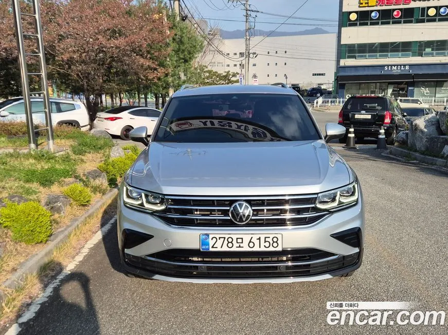 Volkswagen Tiguan — фото 9